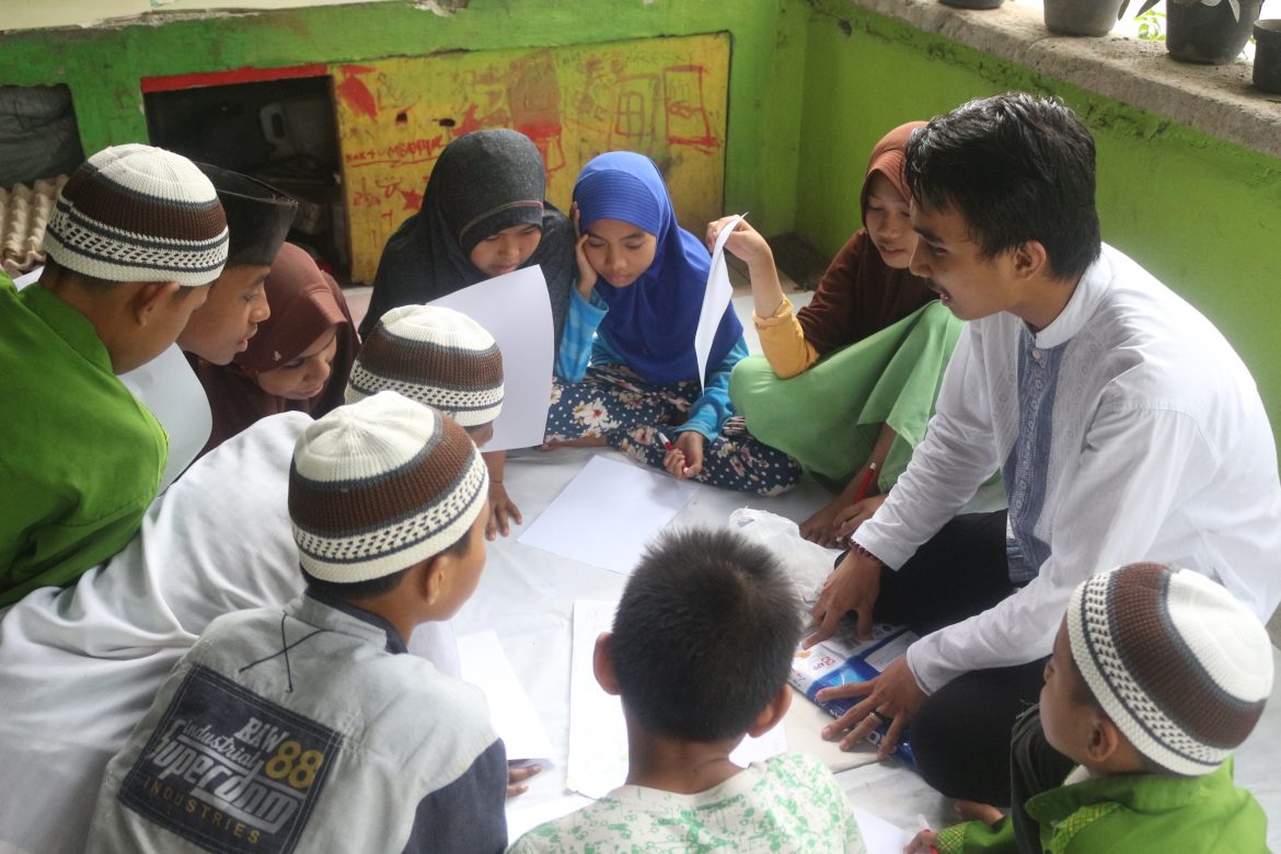 Kopma Berbagi ke Panti Asuhan