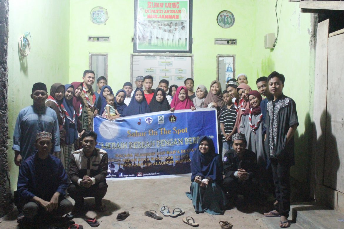 UKM Pramuka UIN Alauddin Makassar Sahur Bareng Anak Yatim Panti Asuhan Nurjannah