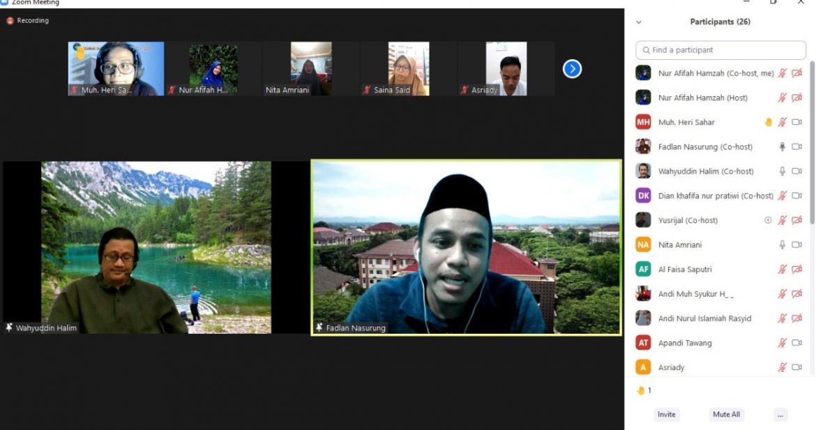 BEDAH BUKU, UKM RITMA MENGHADIRKAN PEMATERI LANGSUNG DARI PENULISNYA